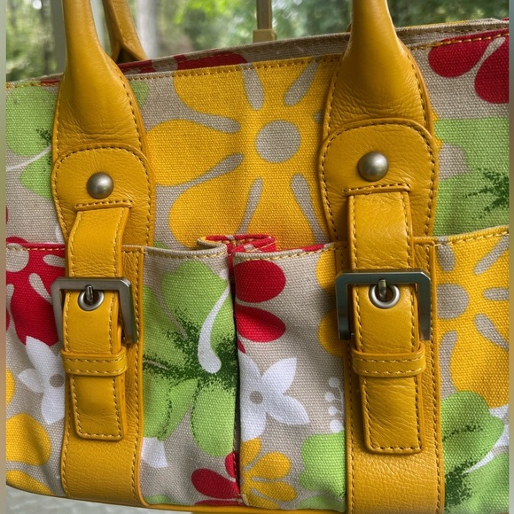 NWOT-Audrey Brooke Genuine leather Floral Canvas Tote Bag with Yellow Accents - Picture 2 of 6